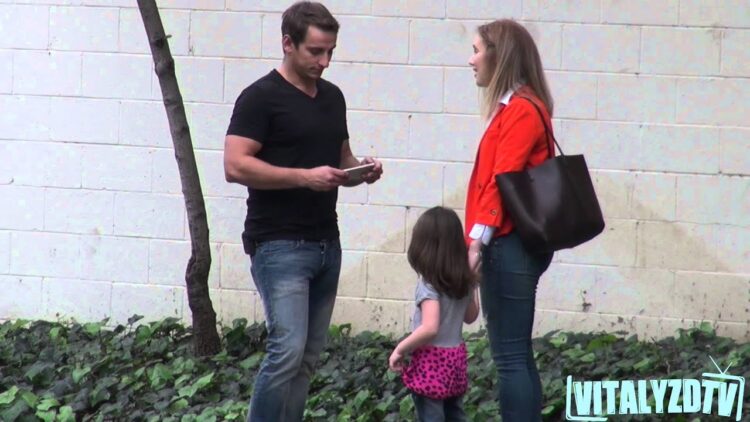 How to Pickup Moms – Vitaly